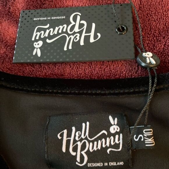 NWT Hell Bunny Black Velvet Spider Web shirt -S UK 10 - Picture 4 of 6